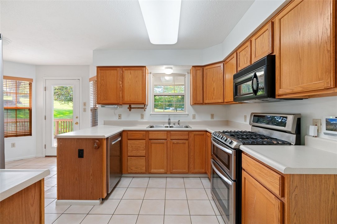 907 Northridge Dr