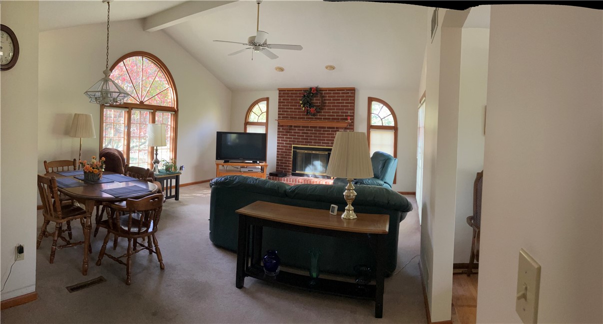 3816 Hilltop Dr