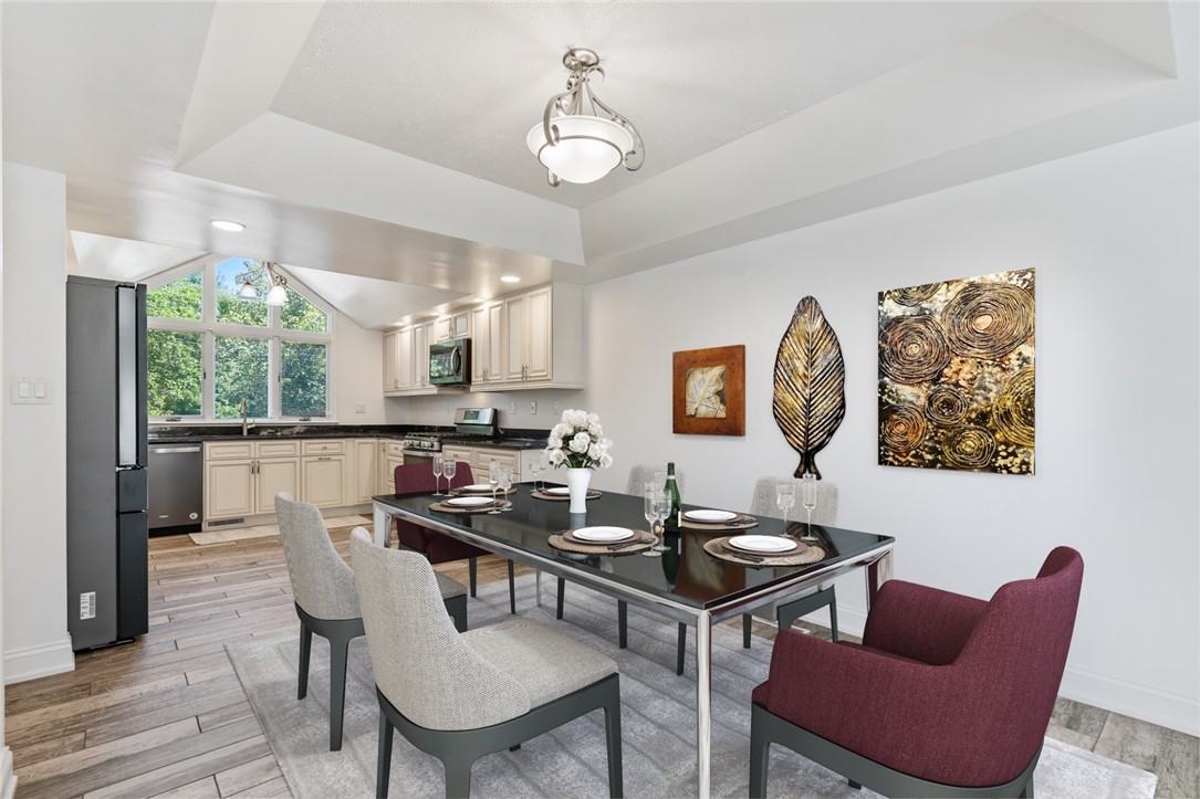 100 Saint Tropez Cir