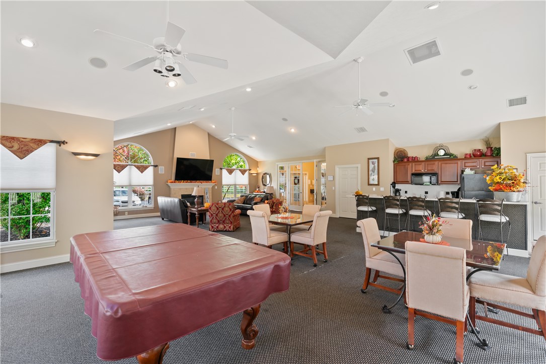 1143 Cobblestone Ln