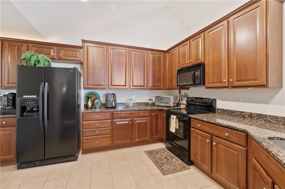1143 Cobblestone Ln
