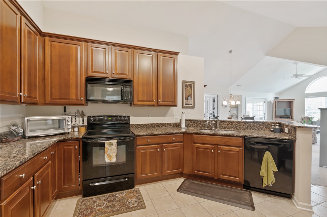 1143 Cobblestone Ln