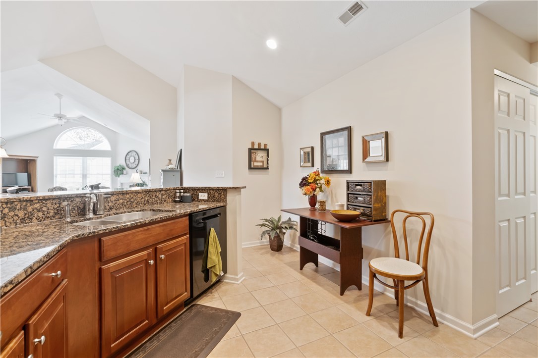 1143 Cobblestone Ln