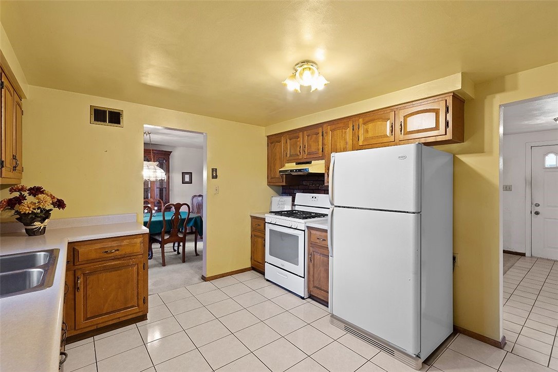 2871 Hastings Dr.