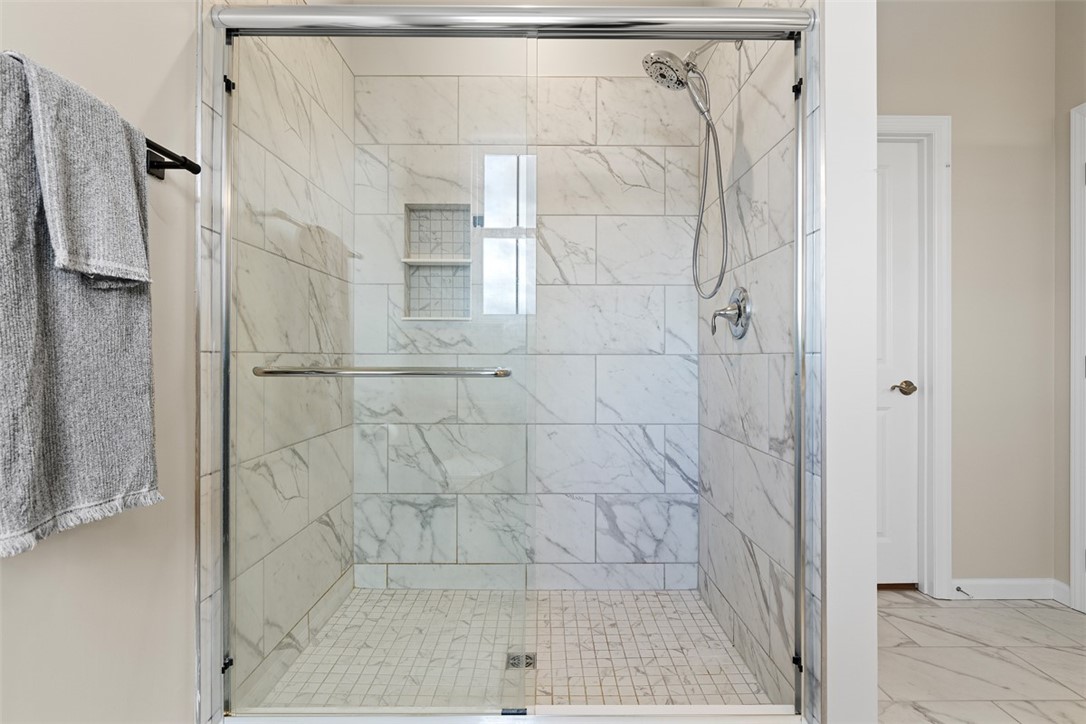403 Walnut Ct