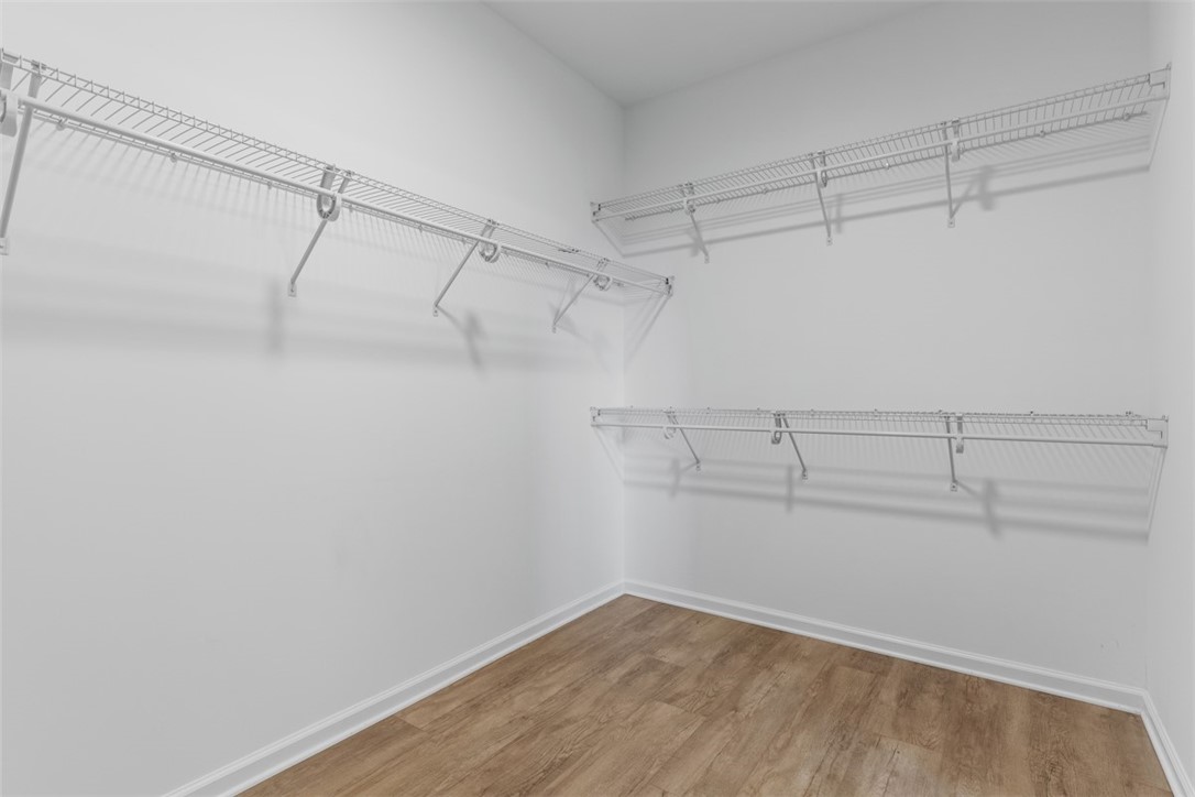 403 Walnut Ct