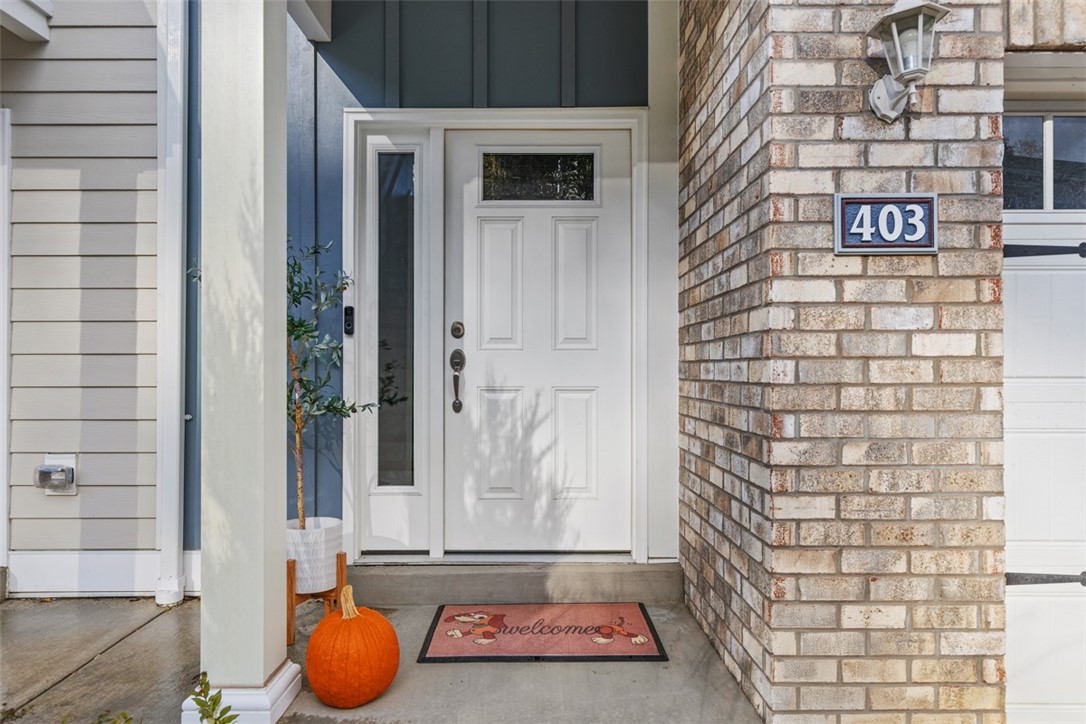 403 Walnut Ct