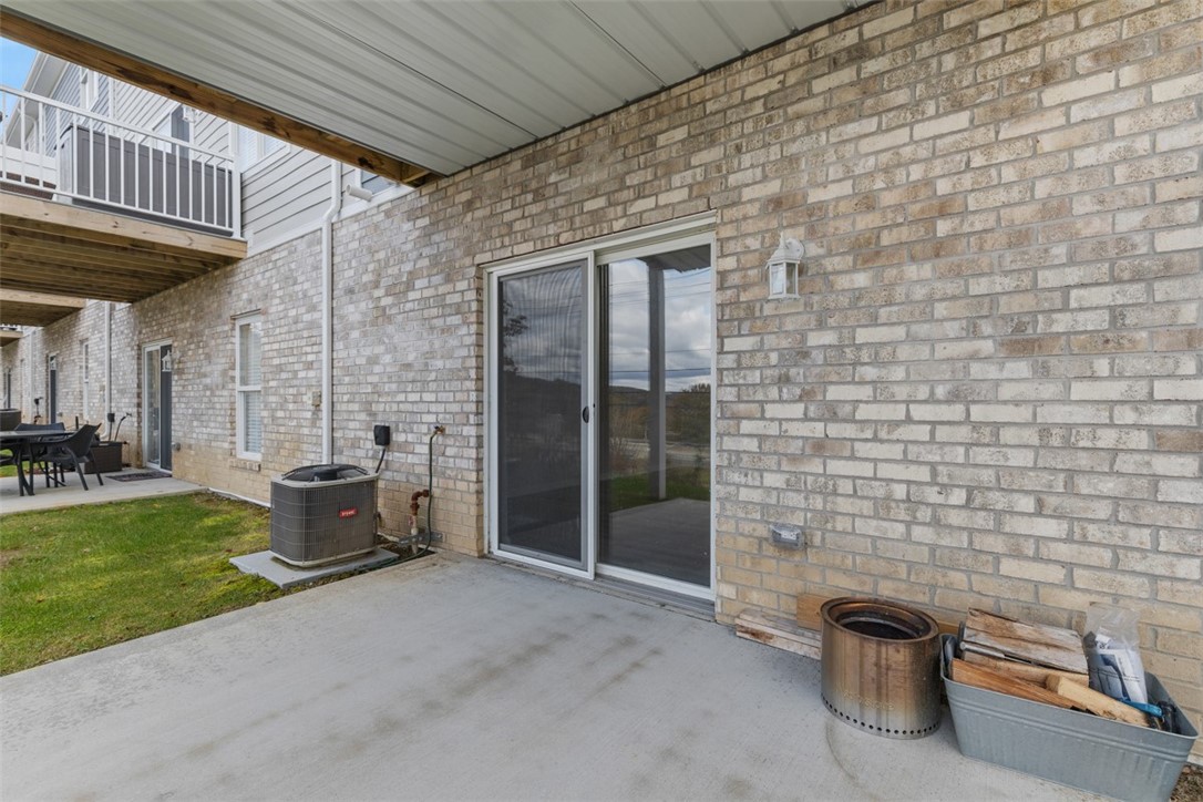 403 Walnut Ct