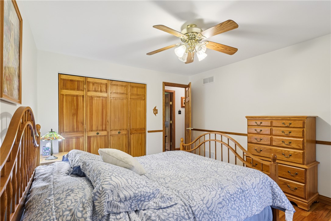 114 Heath Dr