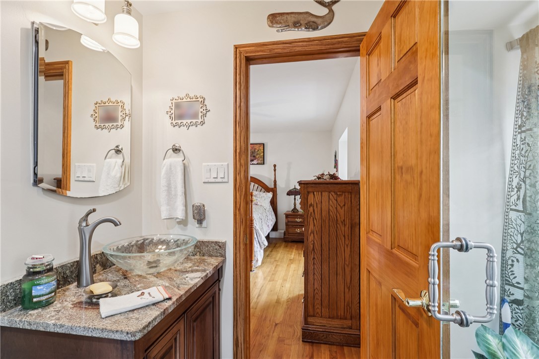 114 Heath Dr