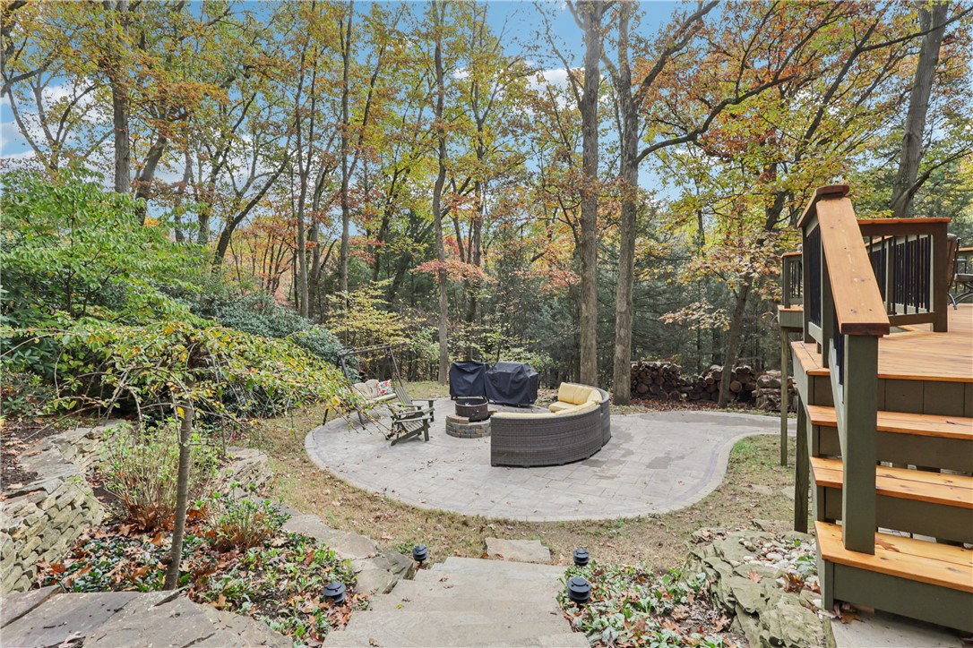 114 Heath Dr
