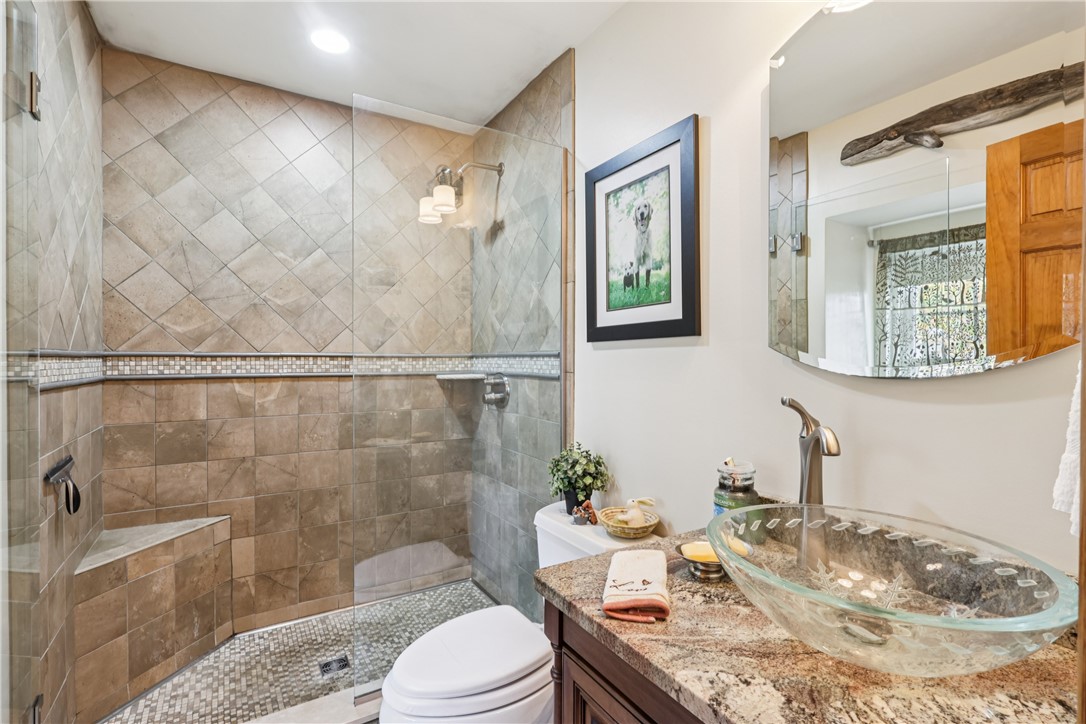 114 Heath Dr