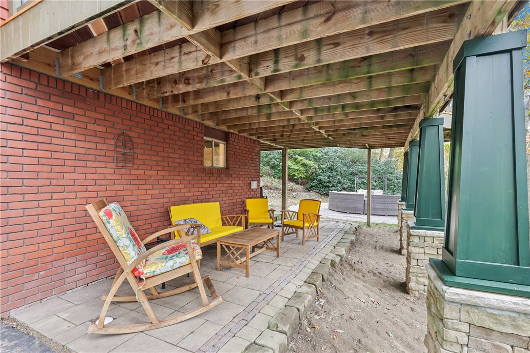 114 Heath Dr