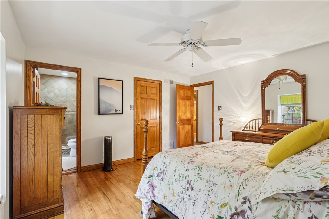 114 Heath Dr