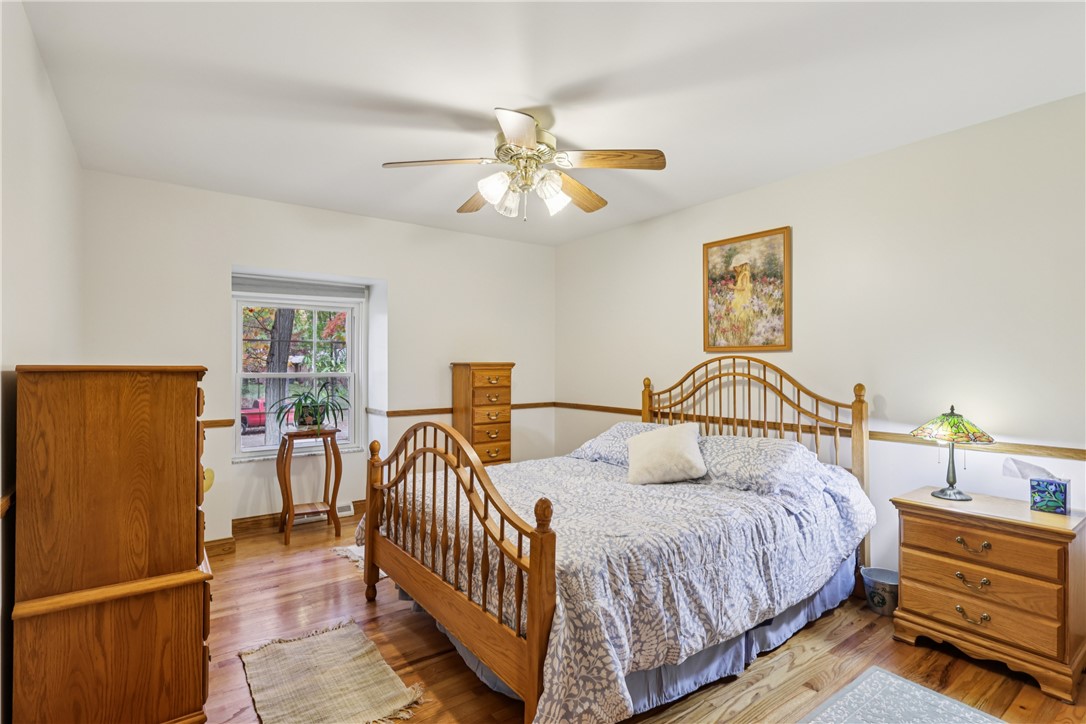114 Heath Dr