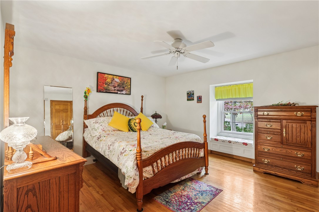 114 Heath Dr