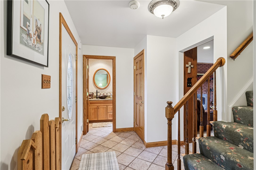 114 Heath Dr