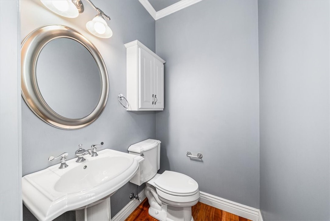 507 E Vanderbilt Dr