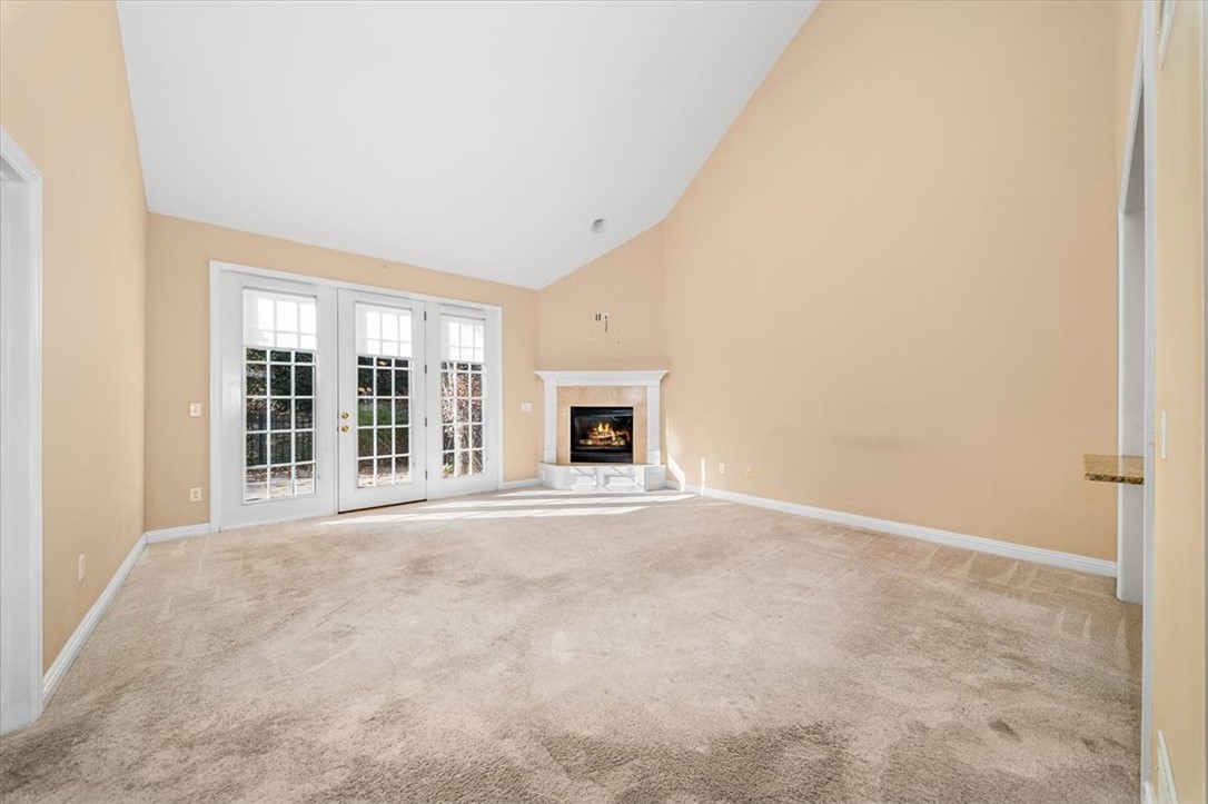 507 E Vanderbilt Dr