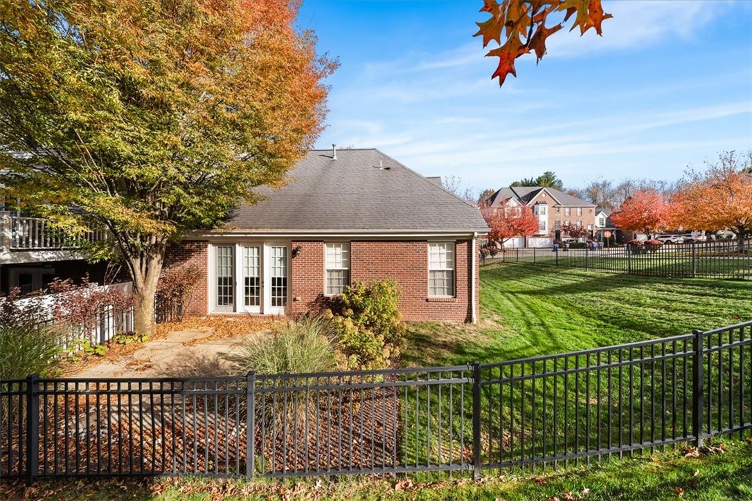 507 E Vanderbilt Dr