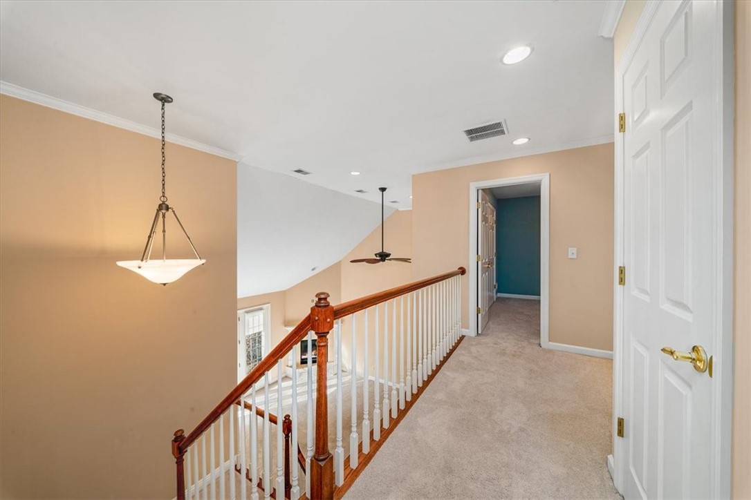 507 E Vanderbilt Dr