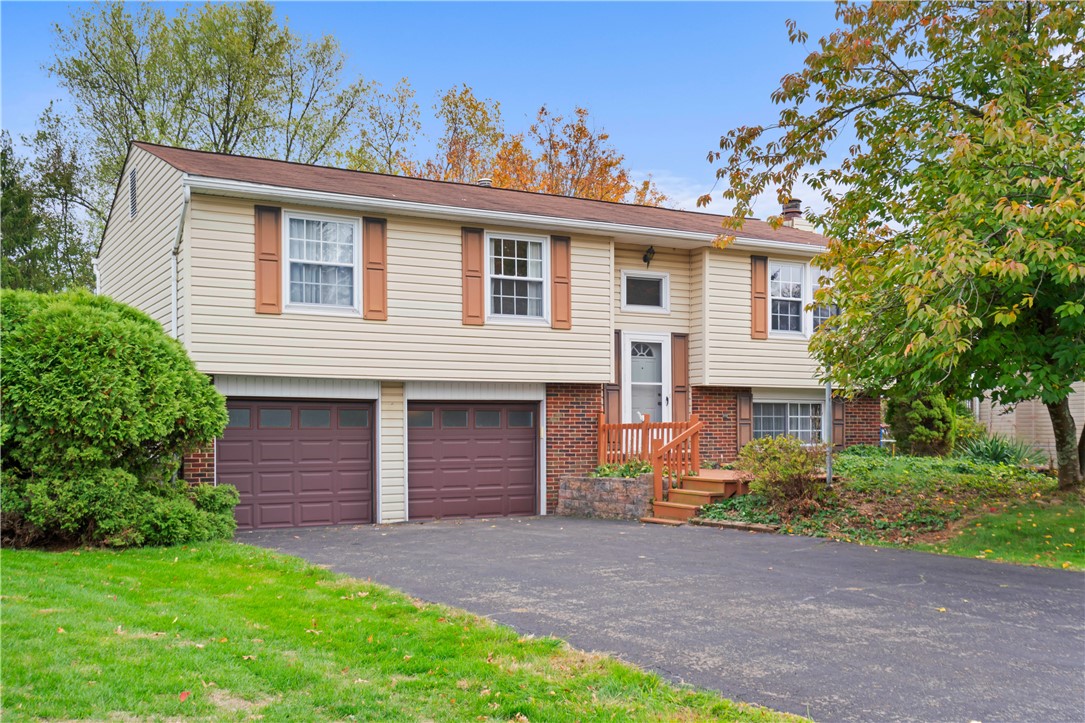 2016 Pembrook Dr