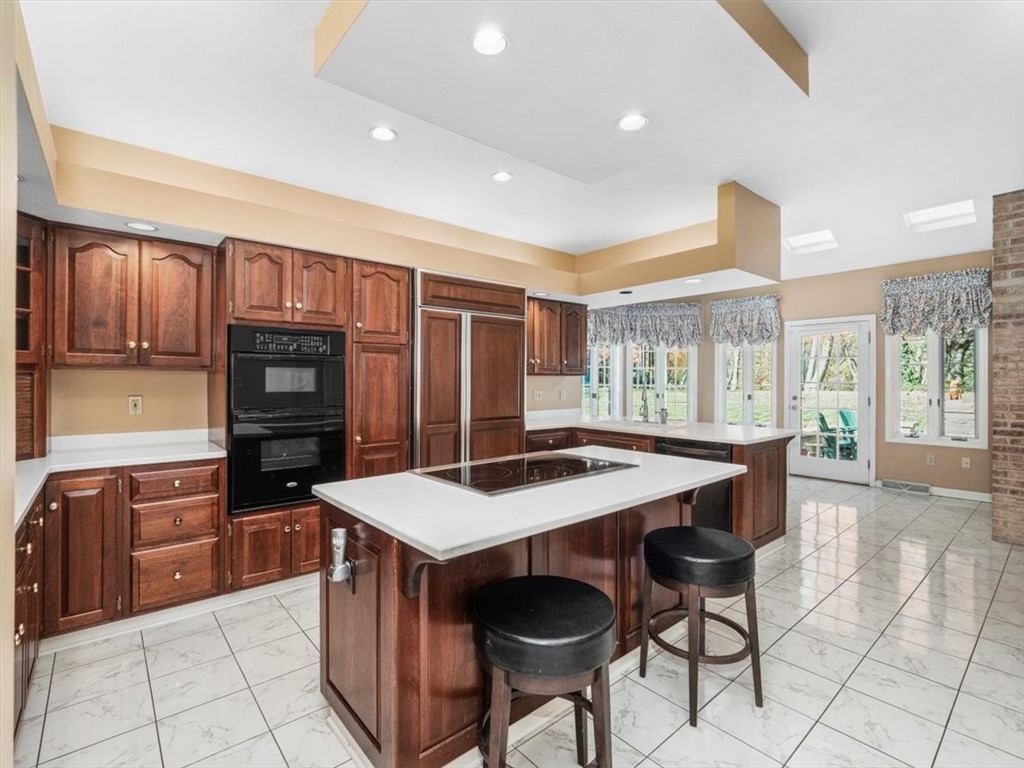 760 Stonegate Dr