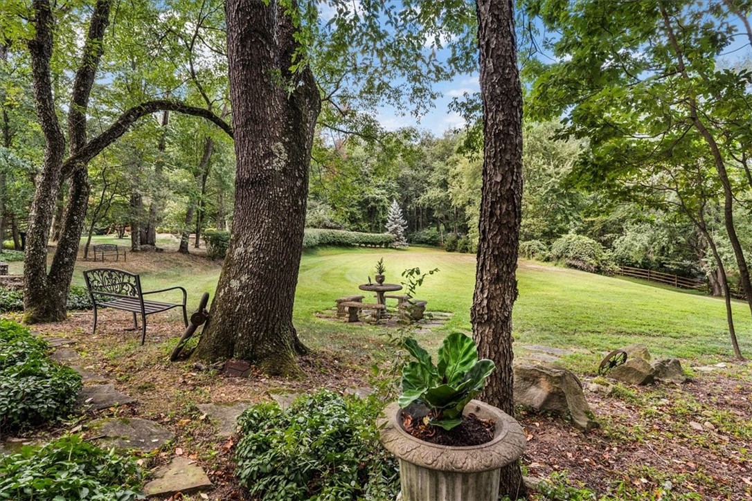 760 Stonegate Dr