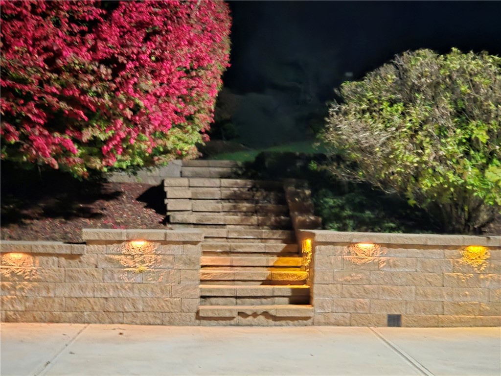 340 Fox Meadow Dr