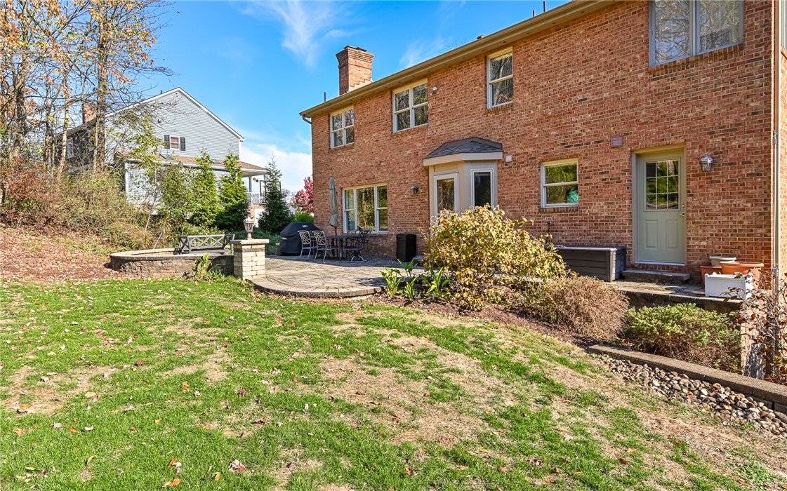 340 Fox Meadow Dr