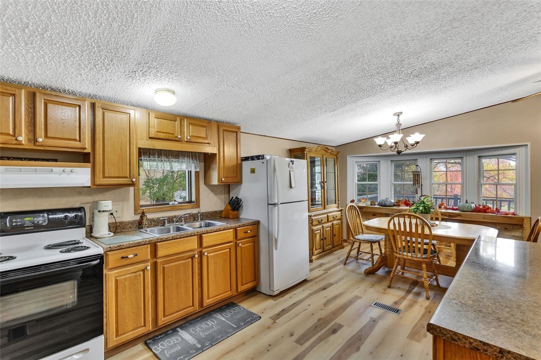 2200 Prospect Rd