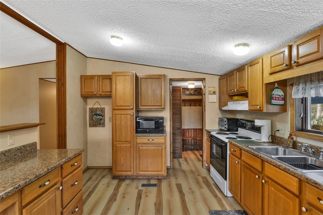 2200 Prospect Rd