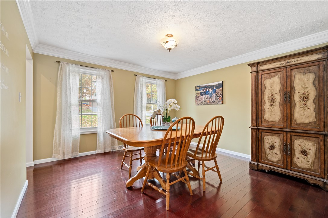 1245 Woodhill Dr