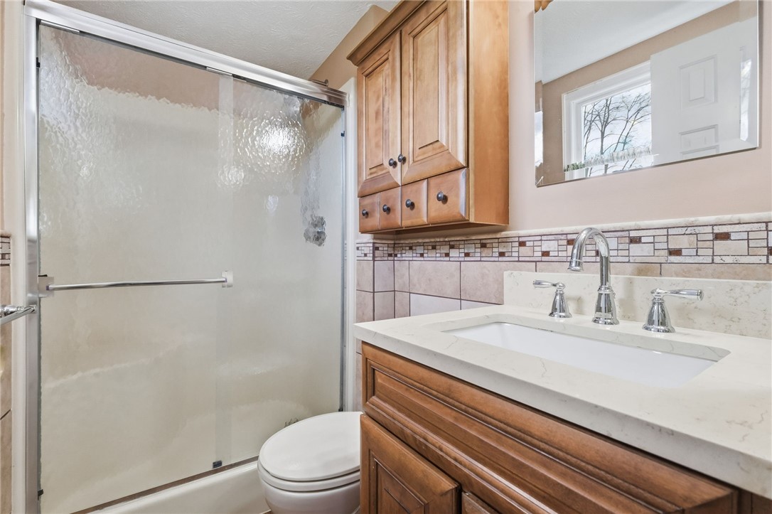 127 Clearbrook Dr