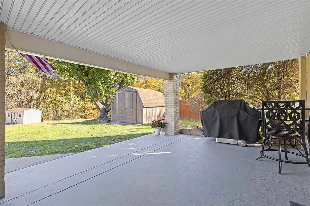 801 Redstone Dr
