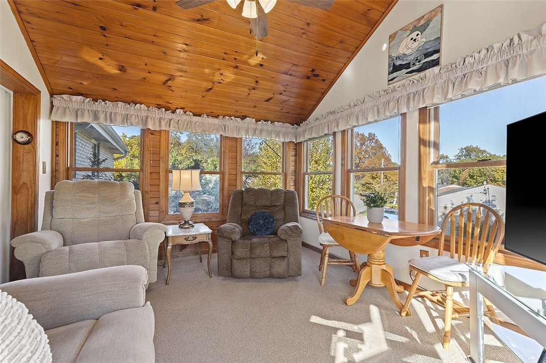 801 Redstone Dr