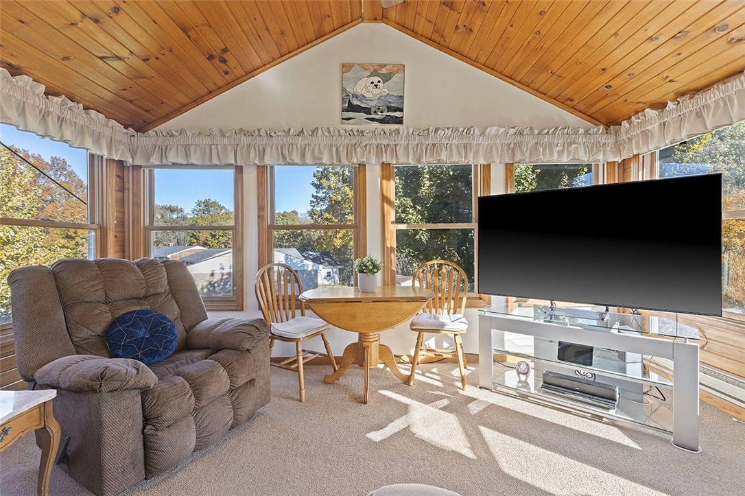 801 Redstone Dr