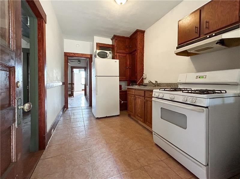 219 Brownsville Rd