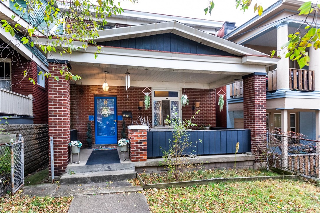 95 Harwood St