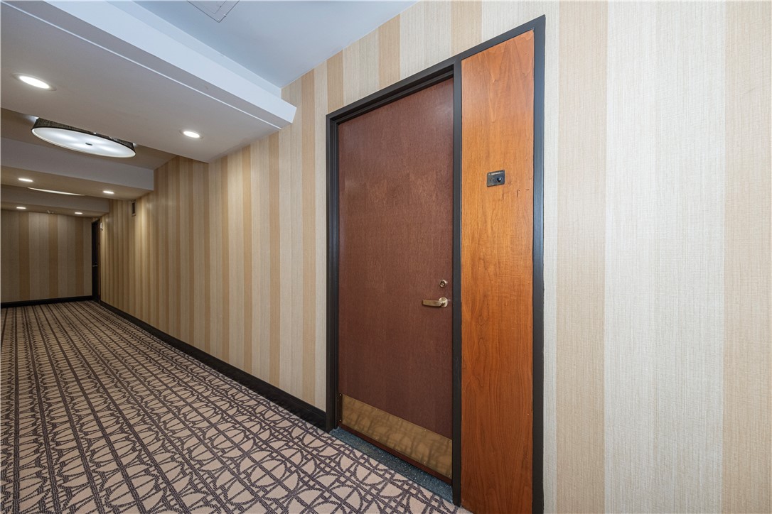 320 Fort Duquesne Blvd 14F