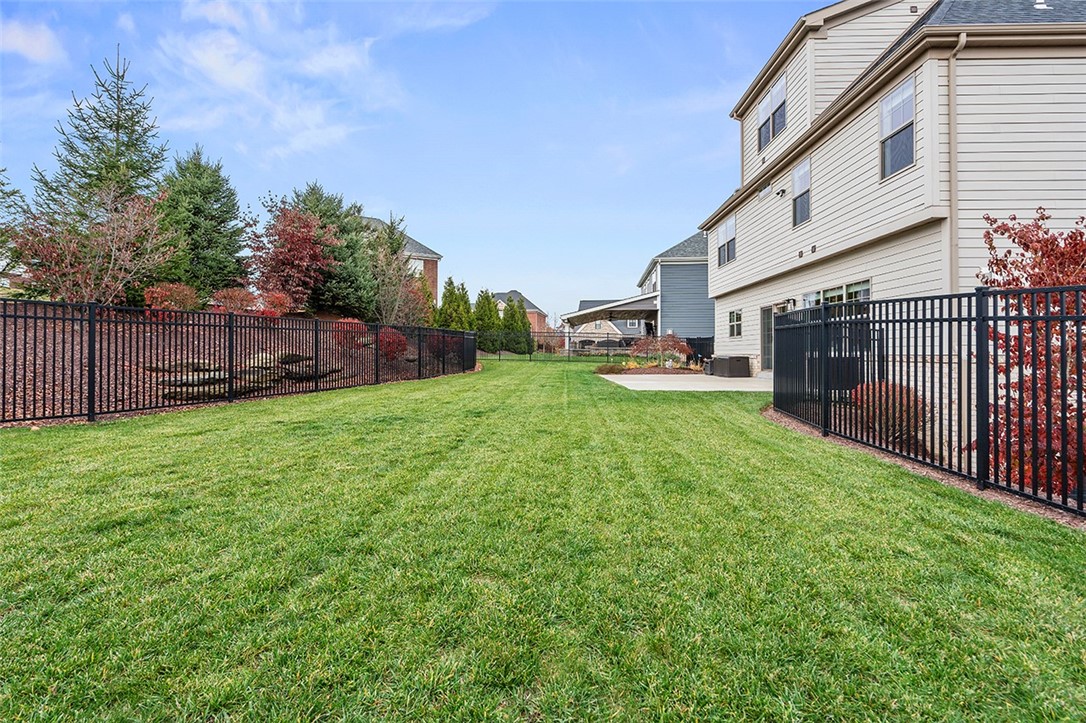 1010 Colony Dr