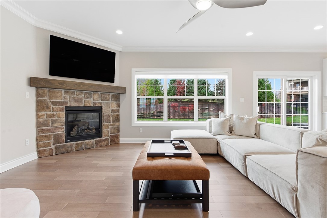 1010 Colony Dr