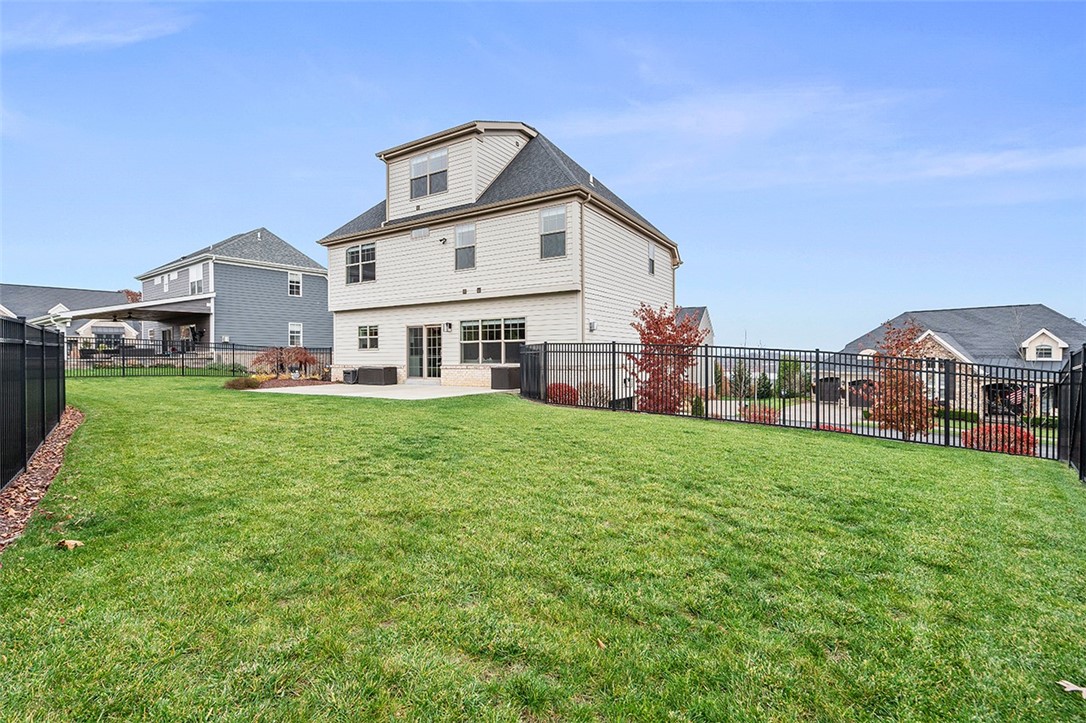 1010 Colony Dr