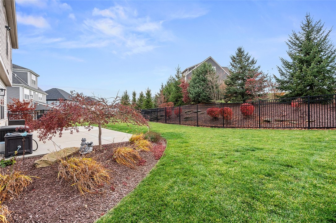 1010 Colony Dr