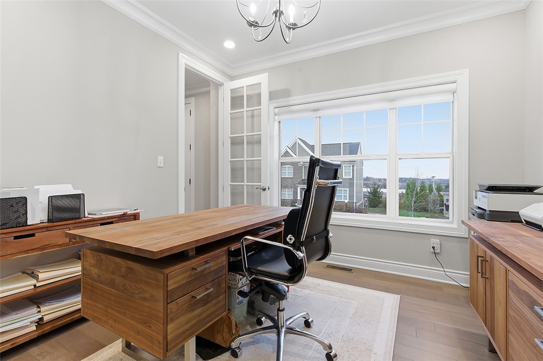 1010 Colony Dr