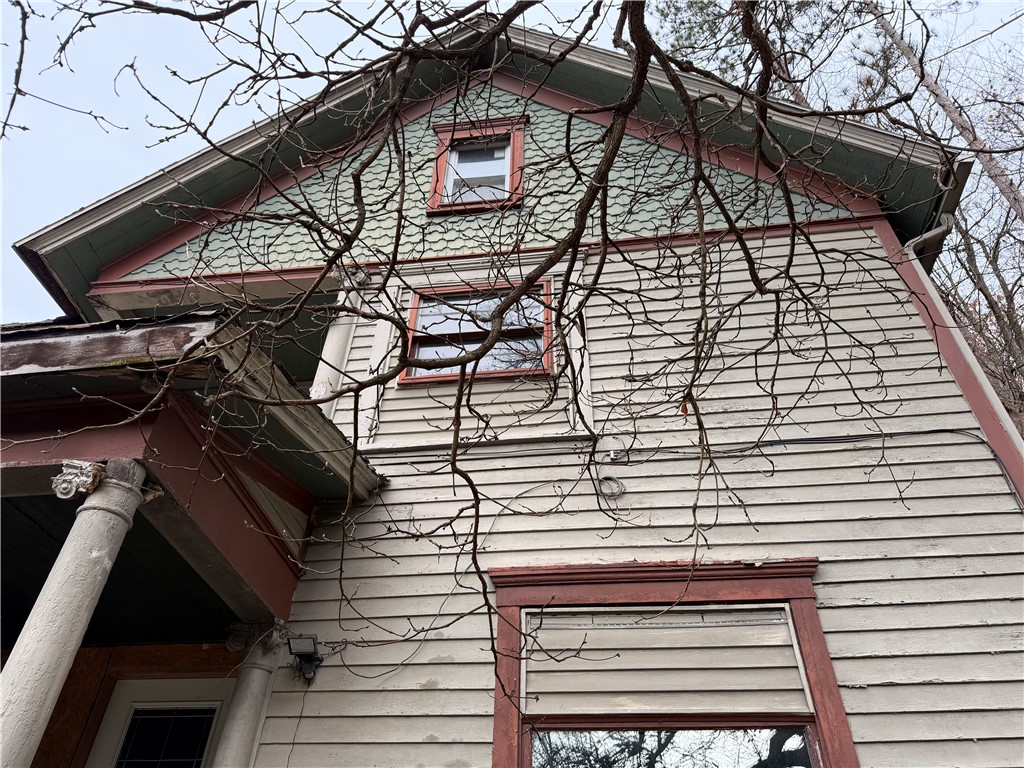 20 Main St