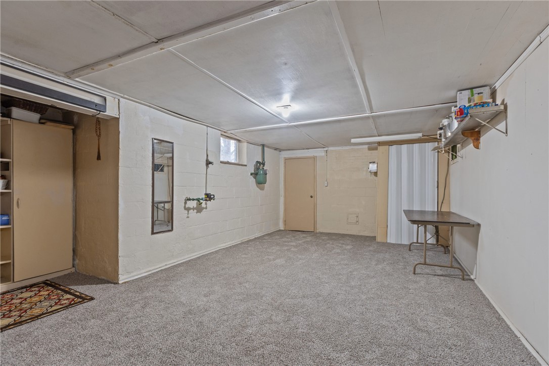 770 Country Club Dr