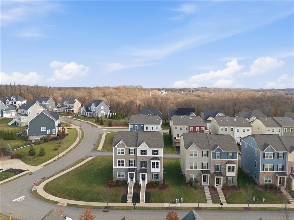 828 Oneida Cir