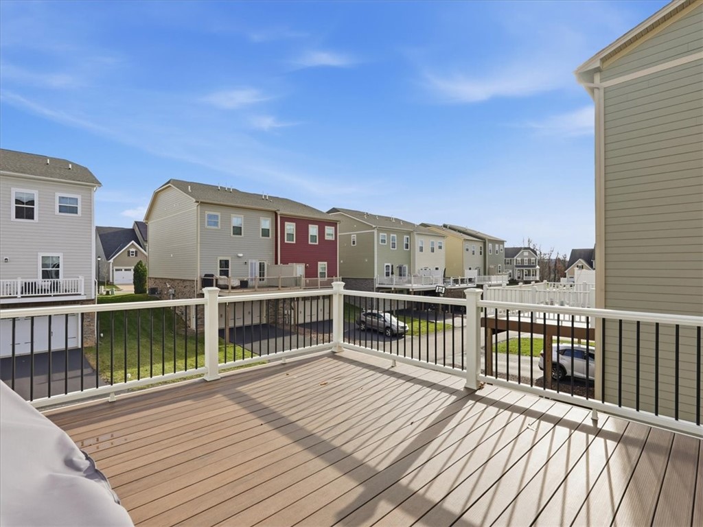828 Oneida Cir