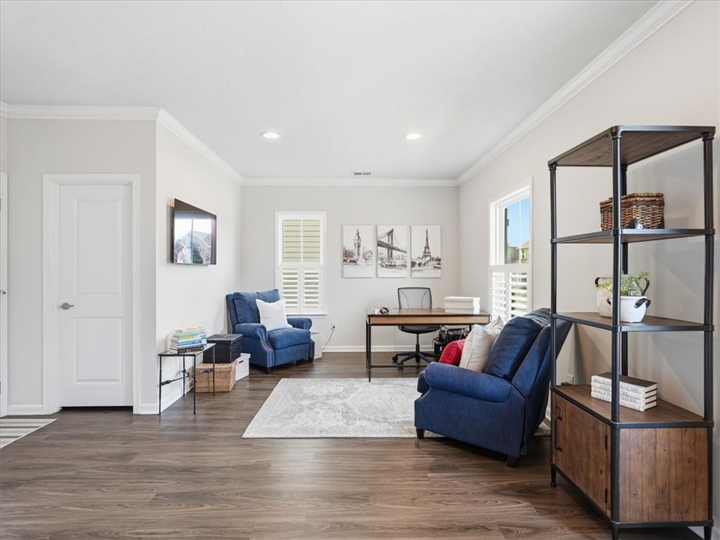 828 Oneida Cir